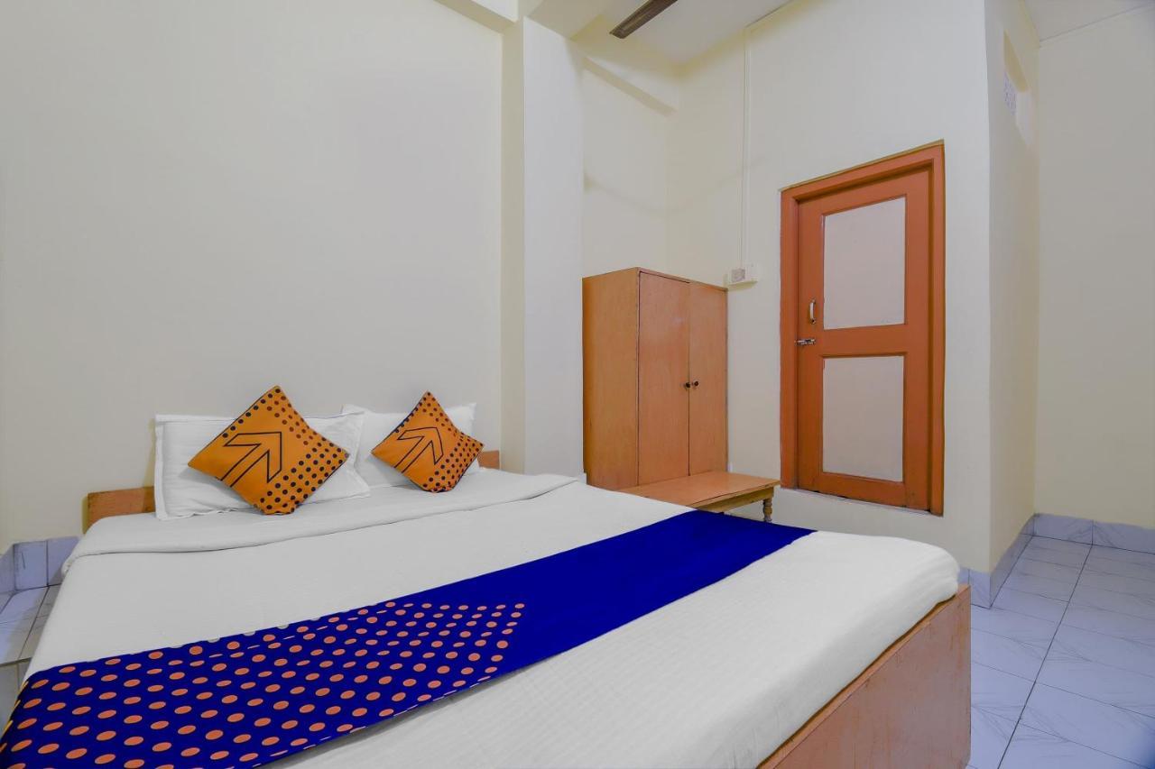 Oyo Flagship 71156 Hotel Jaybee'S Дибругарх Экстерьер фото