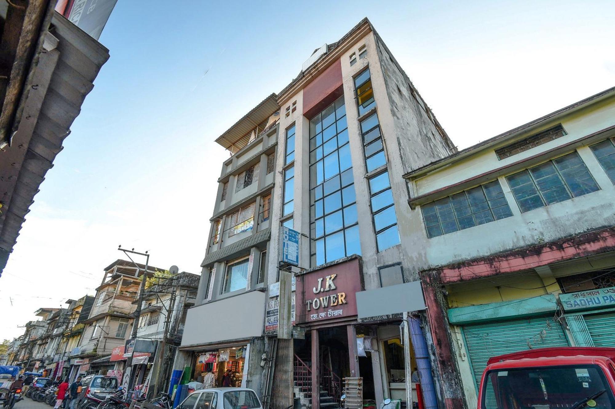 Oyo Flagship 71156 Hotel Jaybee'S Дибругарх Экстерьер фото